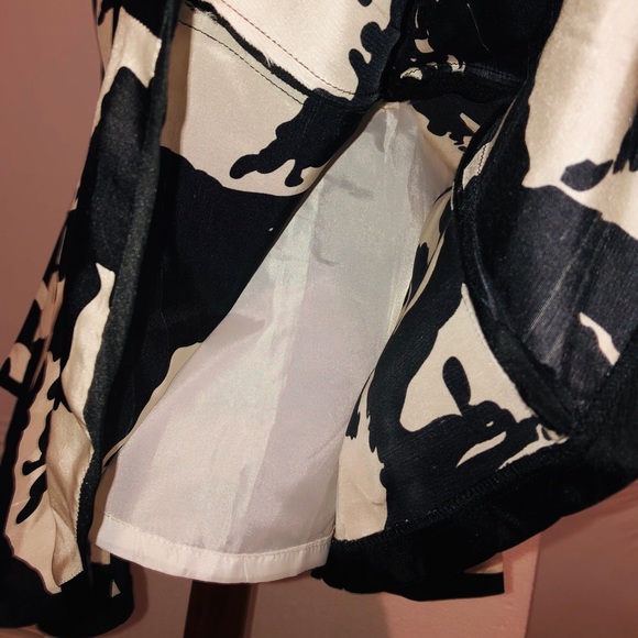 🆕NWT Transitions Silk Trumpet Skirt - Picture 4 of 8